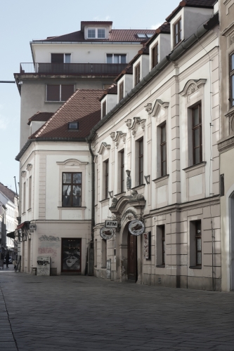 Keglevichov palác. Pôvodne 14. storočie. Panská ulica. Zdroj info - PÚ SR
