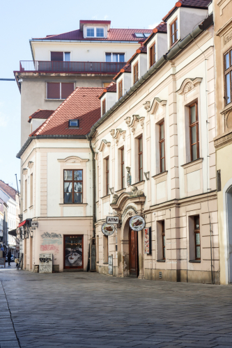 Keglevichov palác. Pôvodne 14. storočie. Panská ulica. Zdroj info - PÚ SR