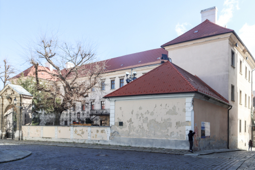 Prepoštský palác. 17. storočie. Kapitulská ulica. Zdroj info - PÚ SR
