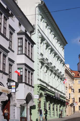 Bývalá Bratislavská sporiteľňa II. obvodu. 19. storočie. Michalská ulica. Zdroj info - PÚ SR