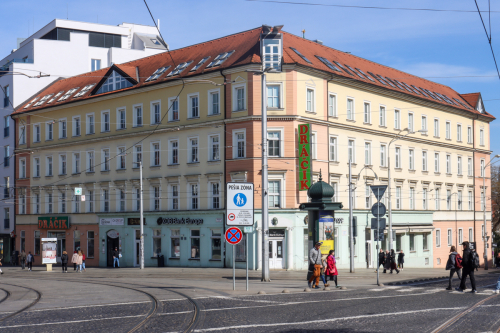 Bytový dom. 19. storočie. Obchodná ulica. Zdroj info - PÚ SR