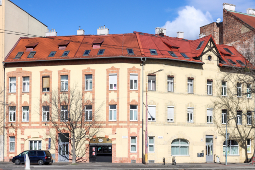 Bytový dom. Začiatok 20. storočia. Továrenská ulica. Zdroj info - PÚ SR