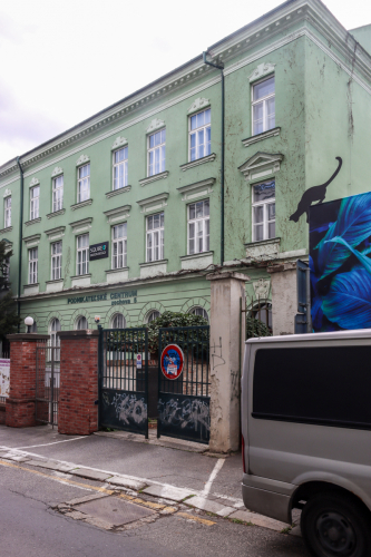 Bývalá ortodoxná židovská škola. 19. storočie. Zochova ulica. Zdroj info - PÚ SR a Jewish Bratislava