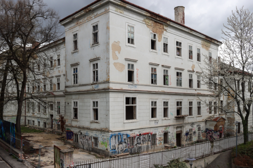 Bývalá nemocnica. 19. storočie. Zochova ulica. Zdroj info - PÚ SR