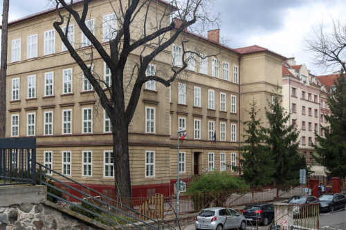 Škola. 19. storočie. Podjavorinskej ulica. Zdroj info - PÚ SR