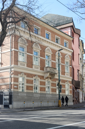 Bytový dom. Pred rokom 1894. Štefánikova ulica. Zdroj info - PÚ SR