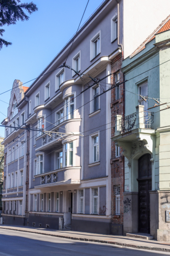 Bytové domy. Prvá republika. Palisády. Zdroj info - PÚ SR