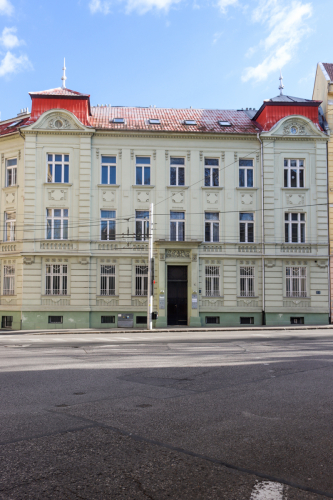 Bytový dom. Začiatok 20. storočia. Palisády. Zdroj info - PÚ SR