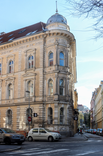 Bytový dom. Pred rokom 1894. Kozia ulica. Zdroj info - PÚ SR