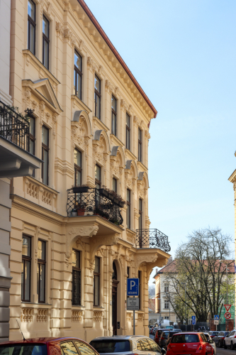 Bytový dom. 19. storočie. Ulica Mateja Bela. Zdroj info - PÚ SR