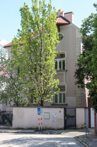 Vila. Začiatok 20. storočia. Zrínskeho ulica. Zdroj info - PÚ SR