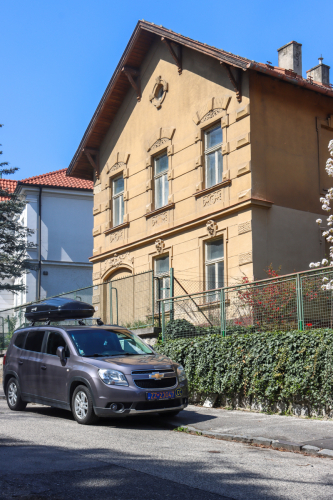 Bytový dom. Prvá republika. Holubyho ulica. Zdroj info - PÚ SR