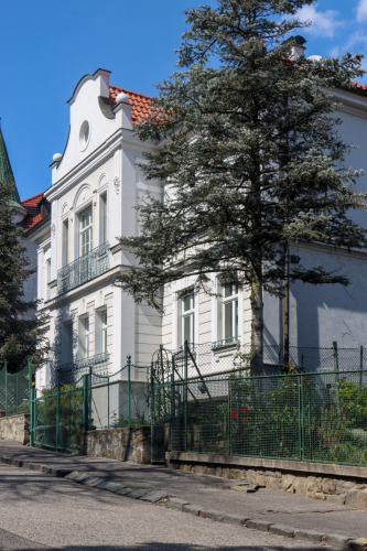 Vila. Prvá republika. Holubyho ulica. Zdroj info - PÚ SR