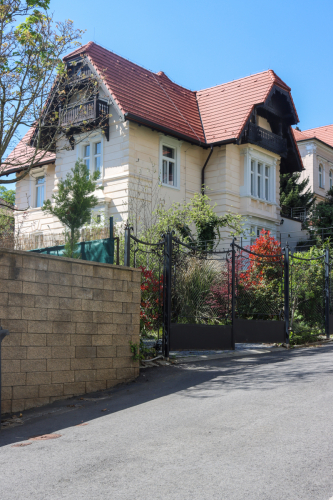Vila. 19. storočie. Šulekova ulica. Zdroj info - PÚ SR