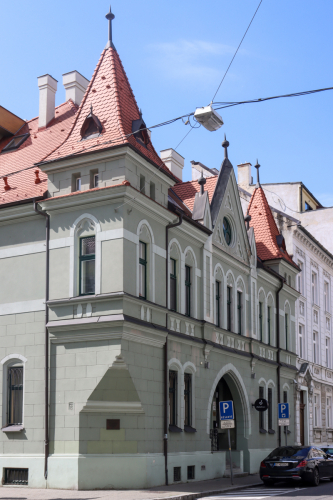 Bytový dom. 19. storočie. Grösslingová ulica. Zdroj info - PÚ SR