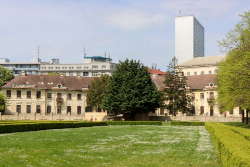 Aspremontov palác. 18. storočie. Špitálska ulica. Zdroj info - PÚ SR