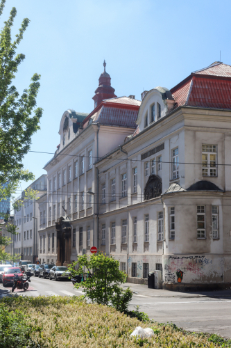 Bývalý ústav pre hluchonemé deti. Začiatok 20. storočia. Moskovská ulica. Zdroj info - PÚ SR