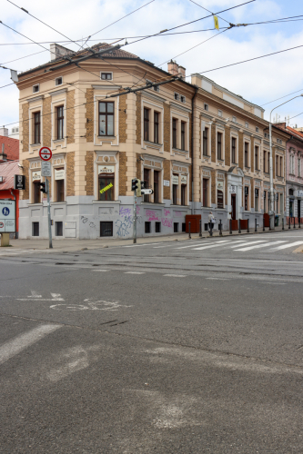 Bývalé kúpele. Začiatok 20. storočia. Kollárovo námestie. Zdroj info - Pammap