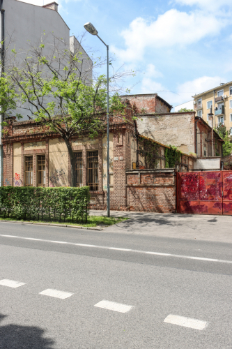 Administratívna budova s priemyselnou halou. 19. storočie. Mýtna ulica. Zdroj info - zoznam mestských pamätihodností