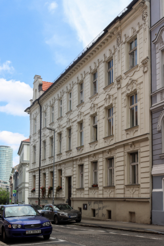 Bytový dom. Začiatok 20. storočia. Leškova ulica. Zdroj info - PÚ SR