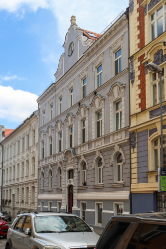 Bytový dom. Začiatok 20. storočia. Leškova ulica. Zdroj info - PÚ SR