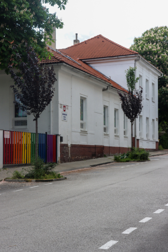 Škôlka v bývalej Schulpeho kolónii. Beskydská ulica. Zdroj info - mestský zoznam pamätihodností